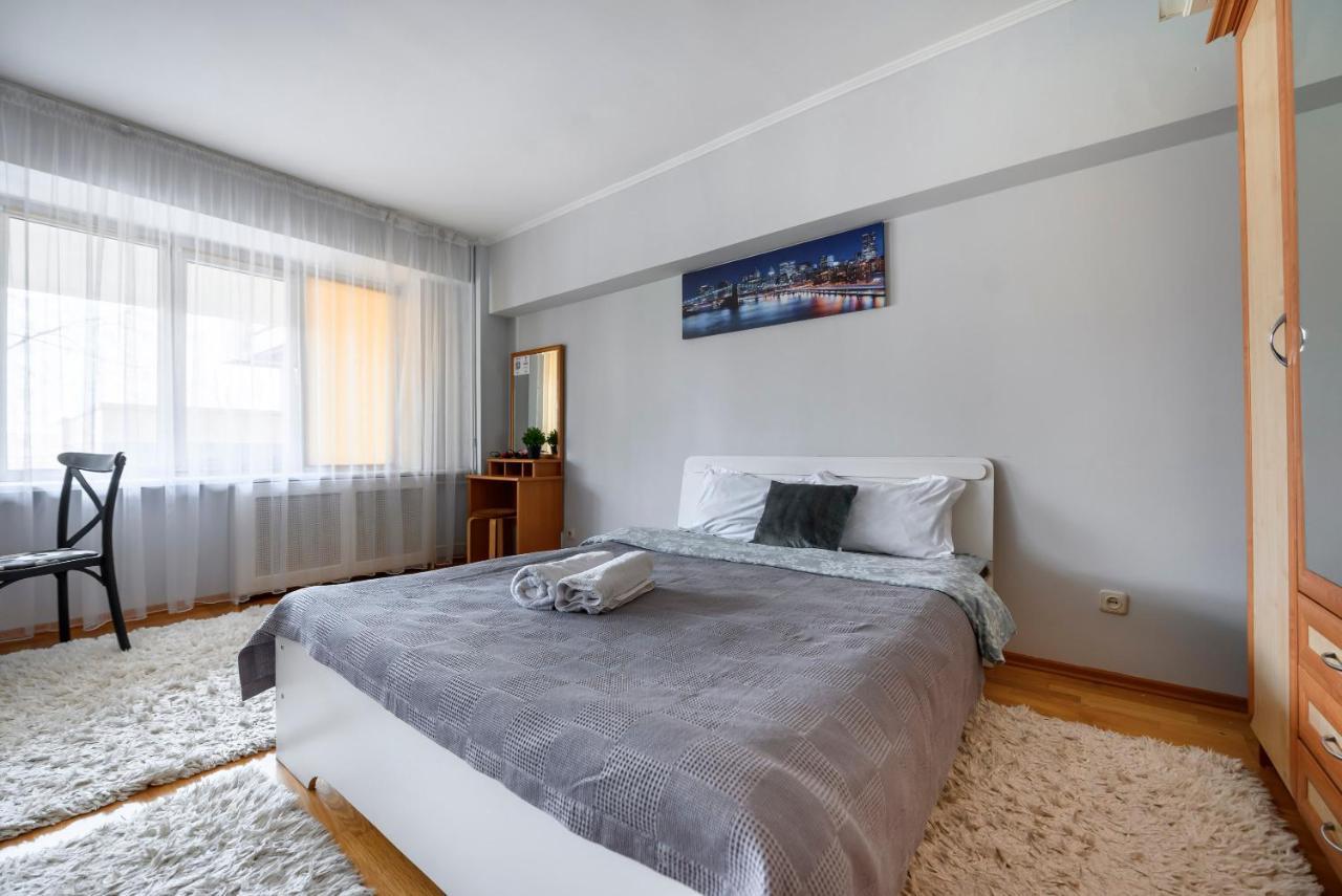Appartement На Проспекте Ленина à Almaty Extérieur photo